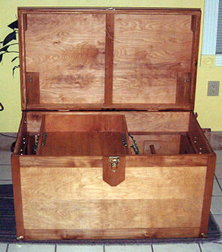 tack trunk